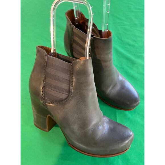 Kork-Ease Women's Gray Leather Shirome Platform Bootie Size 8M Boho - Picture 3 of 15
